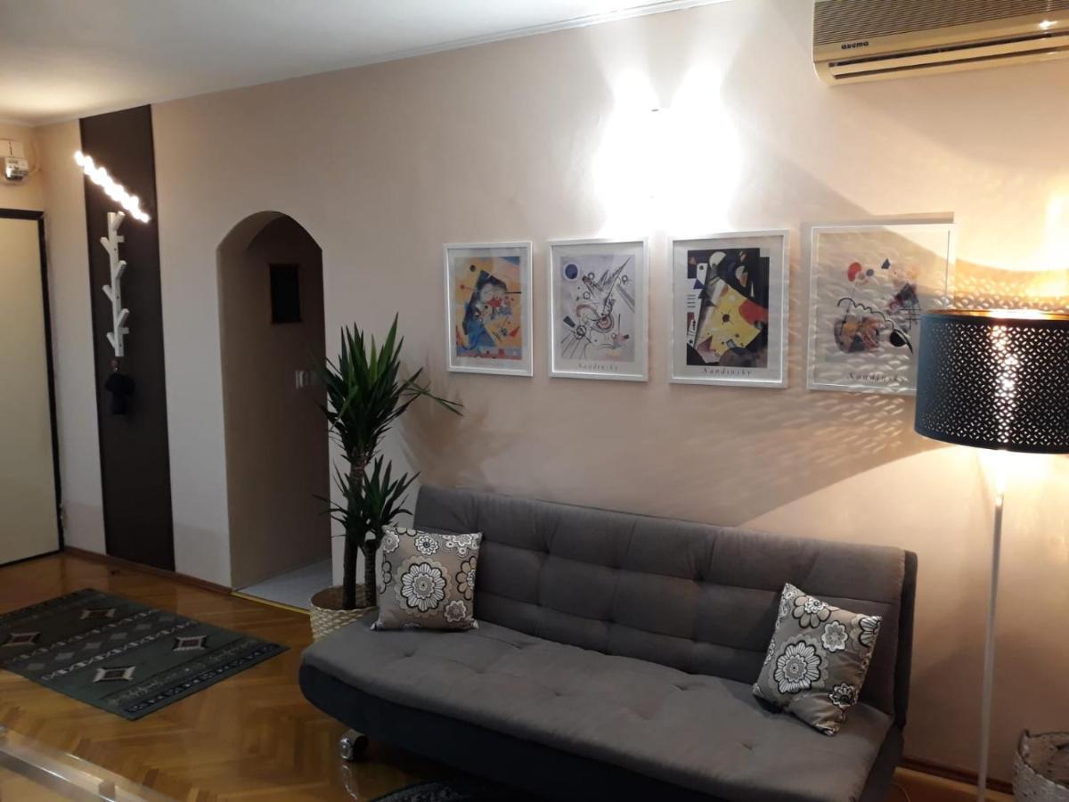 Eva Twin Apartments 부쿠레슈티 외부 사진